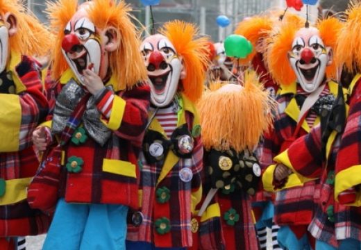 "Lasst die Clowns herein" oder "Warum schlechtes Geld schlechte Führungseigenschaften erzeugt"